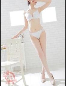 びしょぬれ新人秘書 アカリ